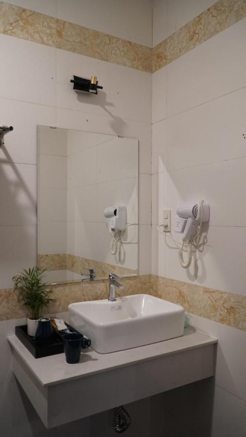 Bros Hotel Ho Chi Minh Zewnętrze zdjęcie
