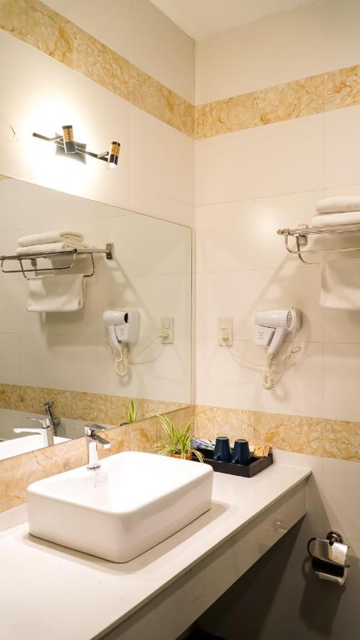 Bros Hotel Ho Chi Minh Zewnętrze zdjęcie
